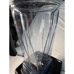Vitamix 5200 Professional Grade Blender Black 64oz Container VM0103